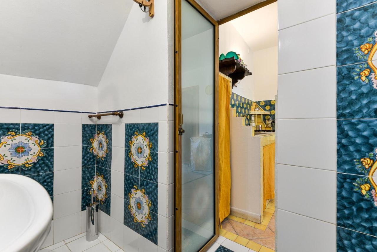 Casa Vacanze Iose ริโอมารินา ภายนอก รูปภาพ
